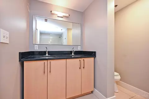 Bath - 15 Fourth St, Cincinnati, OH 45202 photo 3 of 4