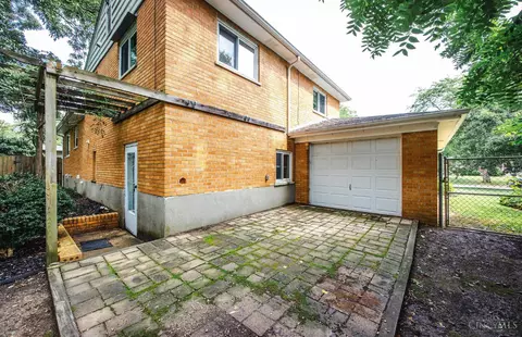 Exterior - 715 Cascade Rd, Forest Park, OH 45240 photo 3 of 6