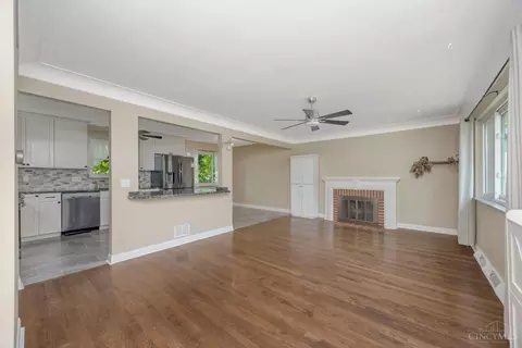 Living - 715 Cascade Rd, Forest Park, OH 45240 photo 3 of 8
