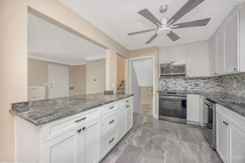 Kitchen - 715 Cascade Rd, Forest Park, OH 45240 photo 5 of 6