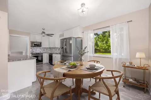 Dining - 715 Cascade Rd, Forest Park, OH 45240 photo 1 of 1