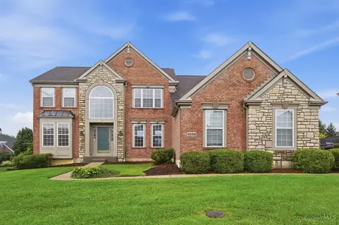 6269 Hedgerow Dr, West Chester, OH 45069