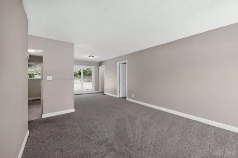 Living - 8745 Daly Rd, Cincinnati, OH 45231 photo 2 of 6