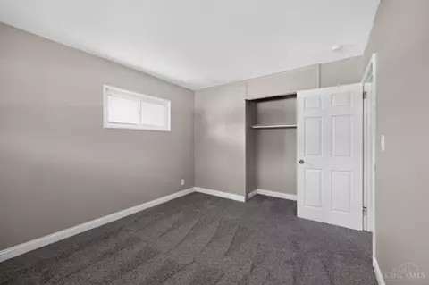 Bedroom - 8745 Daly Rd, Cincinnati, OH 45231 photo 5 of 10