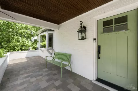 Exterior - 3605 Galbraith Rd, Cincinnati, OH 45236 photo 3 of 11