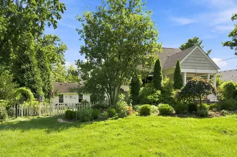 Exterior - 3605 Galbraith Rd, Cincinnati, OH 45236 photo 11 of 11