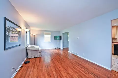 Living - 7064 Monongahela Dr, Cincinnati, OH 45244 photo 1 of 7