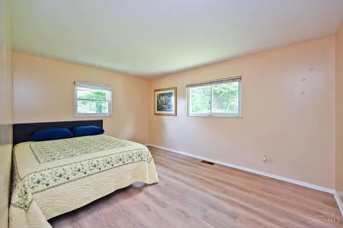 Bedroom - 7064 Monongahela Dr, Cincinnati, OH 45244 photo 5 of 8
