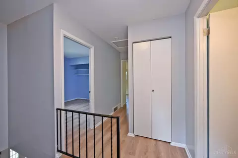 Entry Way - 7064 Monongahela Dr, Cincinnati, OH 45244 photo 1 of 1