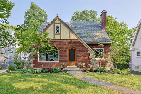 1007 Urbancrest Pl, Cincinnati, OH 45226