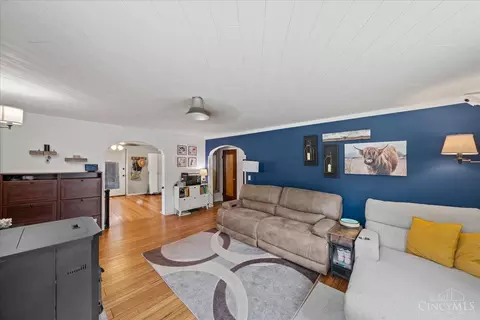 Living - 3461 W Fork Rd, Cincinnati, OH 45211 photo 2 of 2