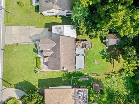 View/Area - 3461 W Fork Rd, Cincinnati, OH 45211 photo 1 of 3