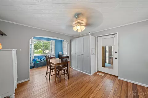 Dining - 3461 W Fork Rd, Cincinnati, OH 45211 photo 1 of 3