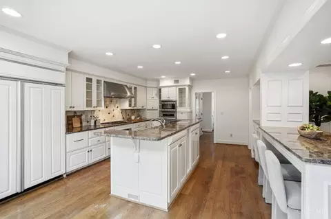 Kitchen - 2780 Walsh Rd, Cincinnati, OH 45208 photo 1 of 9