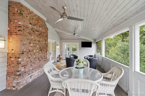Exterior - 2780 Walsh Rd, Cincinnati, OH 45208 photo 6 of 17