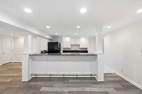 Kitchen - 2780 Walsh Rd, Cincinnati, OH 45208 photo 7 of 9