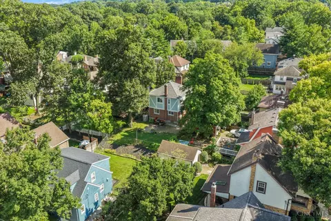 View/Area - 3410 Oakview Pl, Cincinnati, OH 45209 photo 1 of 2