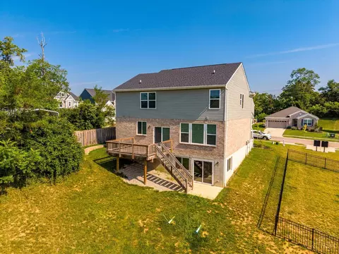 Exterior - 1291 Heather Rdg, Cincinnati, OH 45233 photo 5 of 5