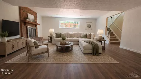 Living - 786 Picket Way, Cincinnati, OH 45245 photo 6 of 8