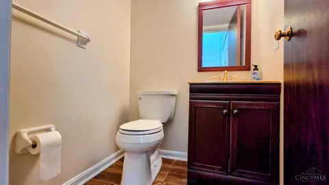 Bath - 786 Picket Way, Cincinnati, OH 45245 photo 1 of 2