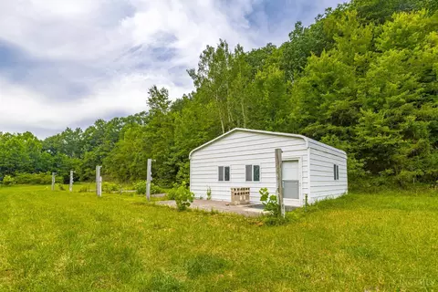Exterior - 6560 Mt Unger Rd, Otway, OH 45657 photo 3 of 15
