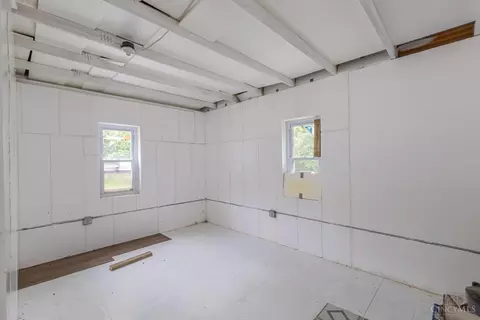 Bedroom - 6560 Mt Unger Rd, Otway, OH 45657 photo 1 of 3