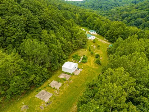 6560 Mt Unger Rd, Otway, OH 45657