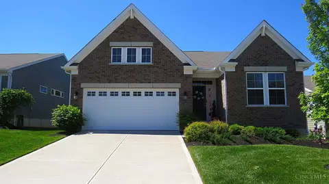 2160 Prestwick Bnd, Miamisburg, OH 45342