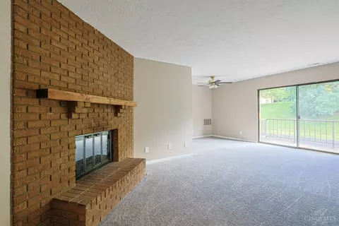 Living - 6780 Harrison Ave, Cincinnati, OH 45247 photo 3 of 6