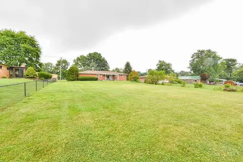 Exterior - 655 Wilfert Dr, Cincinnati, OH 45245 photo 6 of 7