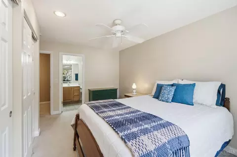 Bedroom - 2552 Cleinview Ave, Cincinnati, OH 45206 photo 5 of 5