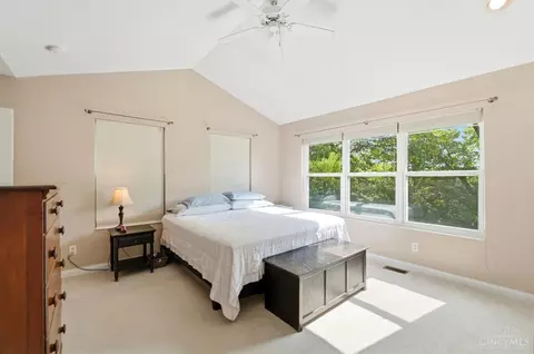 Bedroom - 2552 Cleinview Ave, Cincinnati, OH 45206 photo 1 of 5