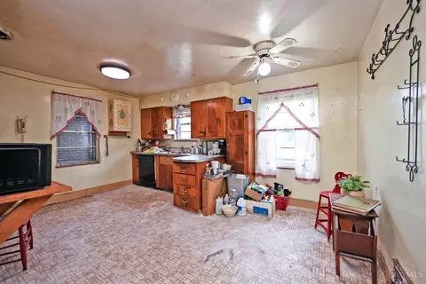 Kitchen - 7007 Harrison Ave, Cincinnati, OH 45247 photo 5 of 5