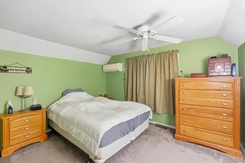 Bedroom - 4716 Maynard Dr, Blue Ash, OH 45242 photo 1 of 2