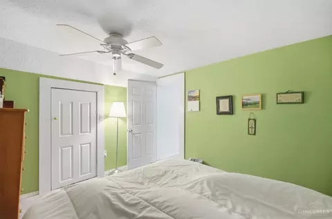 Bedroom - 4716 Maynard Dr, Blue Ash, OH 45242 photo 2 of 2