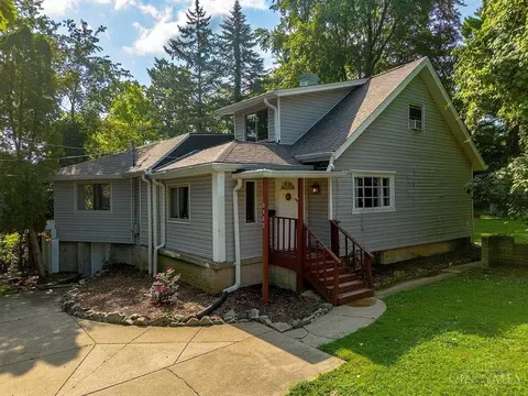 3953 Kirkup Ave, Cincinnati, OH 45213