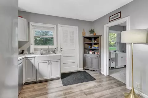 Kitchen - 3953 Kirkup Ave, Cincinnati, OH 45213 photo 2 of 2