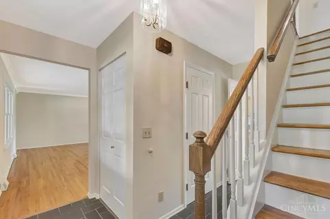 Entry Way - 9800 Delray Dr, Montgomery, OH 45242 photo 1 of 2