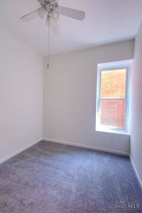 Bedroom - 1828 Freeman Ave, Cincinnati, OH 45214 photo 4 of 4