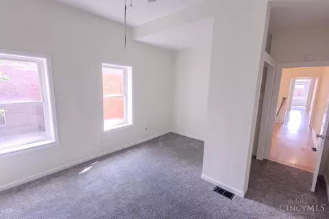 Bedroom - 1828 Freeman Ave, Cincinnati, OH 45214 photo 3 of 4