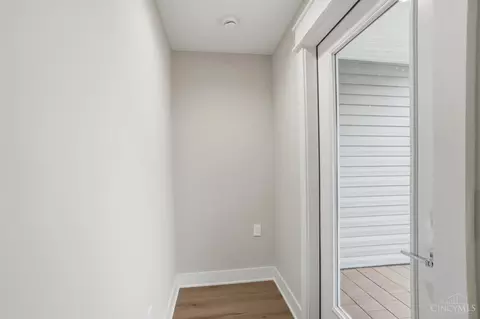 Entry Way - 3309 Bach Ave, Cincinnati, OH 45209 photo 6 of 7