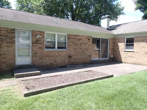 Exterior - 688 Buff Ct, Cincinnati, OH 45231 photo 4 of 8