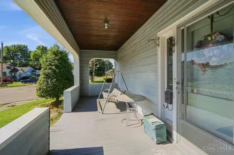 Exterior - 7501 Ross Ave, Cincinnati, OH 45237 photo 5 of 16