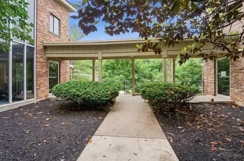 3069 Alpine, Cincinnati, OH 45208