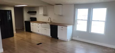 Kitchen - 15768 Bodman Rd, Mount Orab, OH 45154 photo 1 of 1