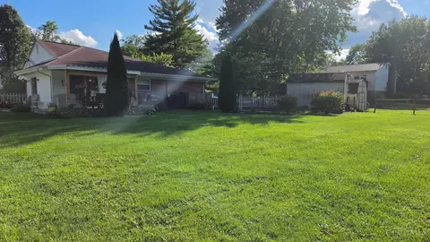 Exterior - 4150 Brookfield Dr, Cincinnati, OH 45245 photo 5 of 14