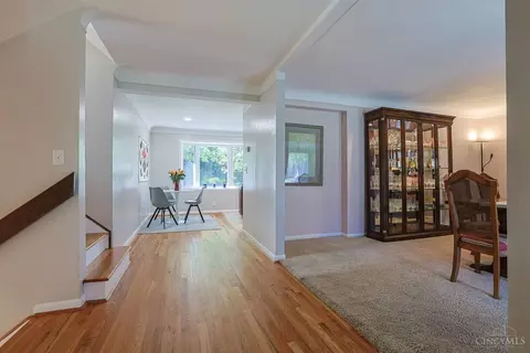 Entry Way - 8608 Zenith Ct, Cincinnati, OH 45231 photo 4 of 4