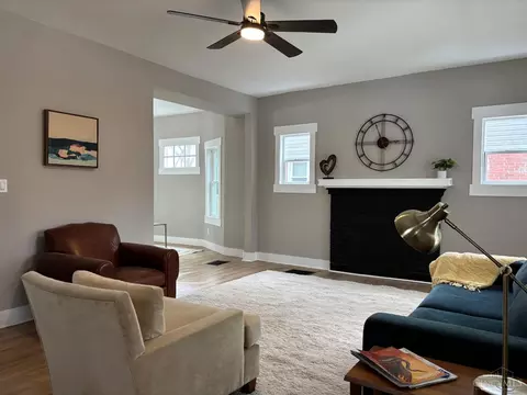 Living - 4424 Simpson Ave, Cincinnati, OH 45227 photo 1 of 2