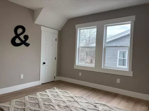 Bedroom - 4424 Simpson Ave, Cincinnati, OH 45227 photo 2 of 2