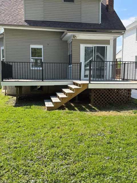 Exterior - 4424 Simpson Ave, Cincinnati, OH 45227 photo 4 of 4